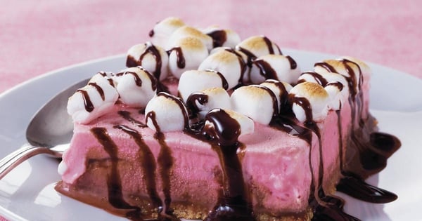 Strawberry S’more Ice Cream Cake