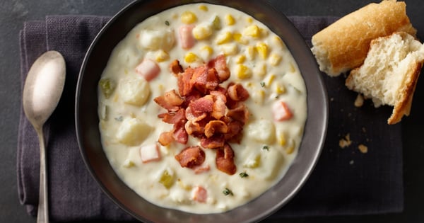 Creamy corn and bacon chowder