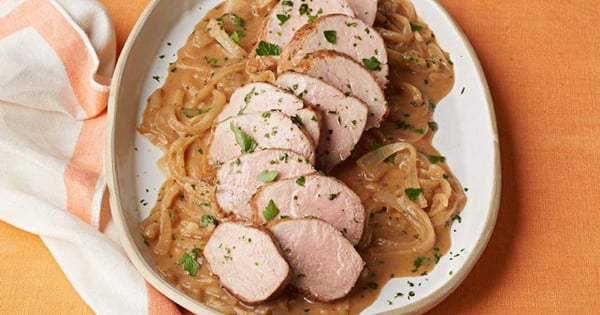 Pork au Poivre with Vidalia Onions
