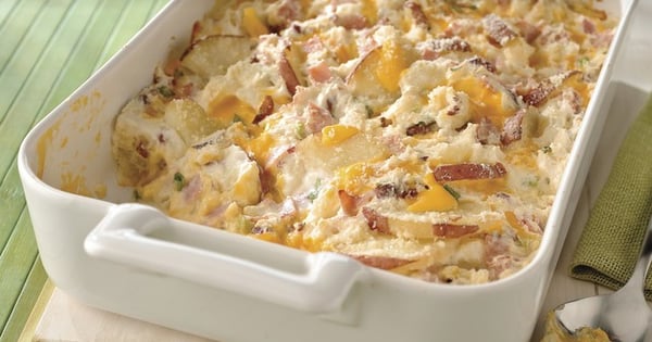Cheesy Scalloped Potatoes & Ham