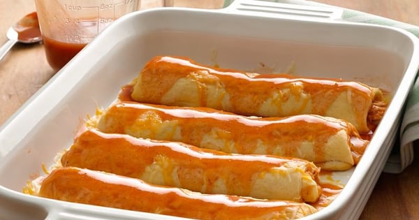 Easy Chicken Enchilada Crescent Bake