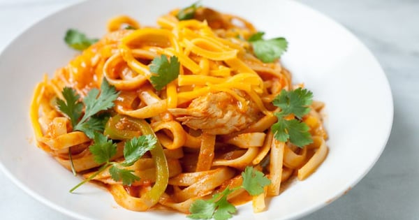 One-Pot Cheesy Chicken Fettuccine