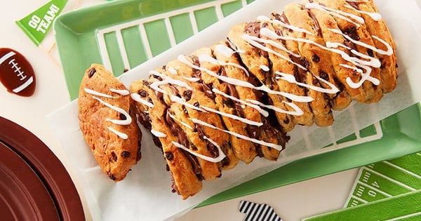 Unbeatable Nutella Biscuit Pull-Apart Bread