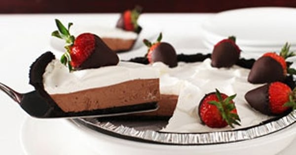 Chocolate Dipped-Strawberry Pie