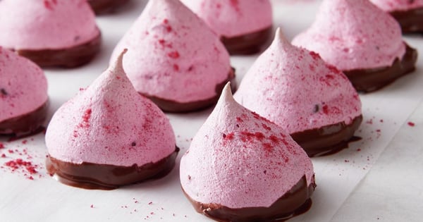 Raspberry-Chocolate Chip Meringues