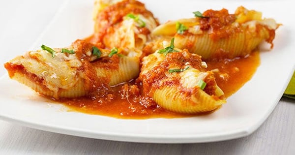 Cheesy Stuffed Shell Casserole