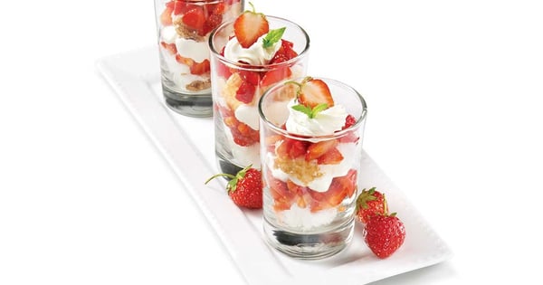 Mini strawberry shortcakes