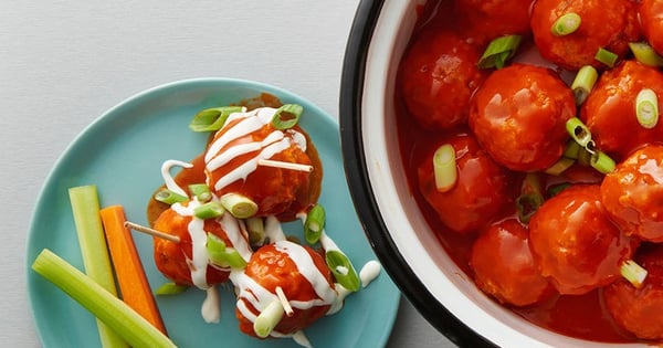 Slow-Cooker Buffalo Chicken Meatballs