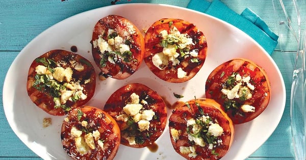 Grilled balsamic tomatoes with basil crouton topping