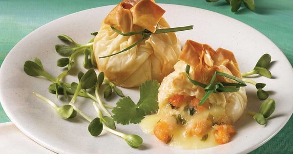 Shrimp and Brie Wrapped in Phyllo