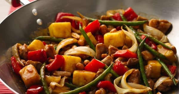 Sweet and Spicy Stir-Fry Chicken