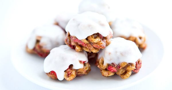 Milk and Strawberry Cereal Bites