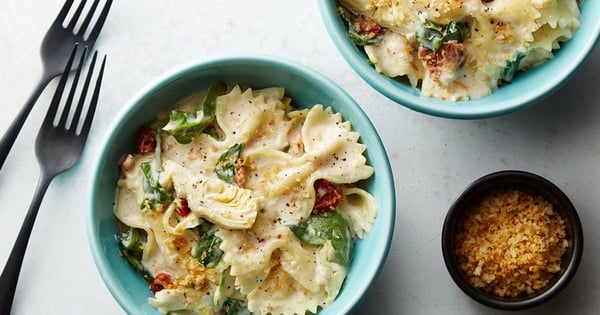 Artichoke Spinach Dip Pasta