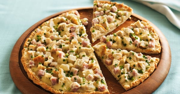 Chicken Cordon Bleu Pizza