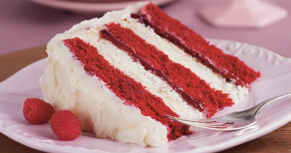 Raspberries and Cream Layer Cake