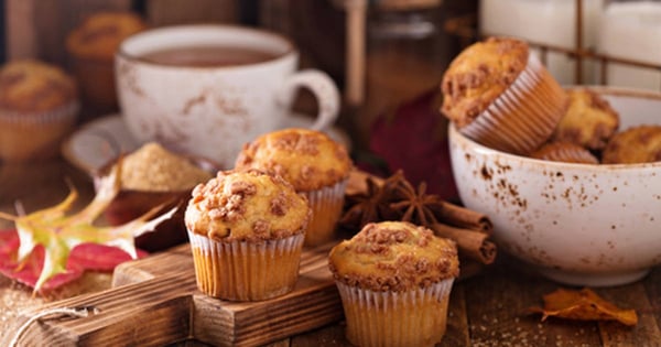 Applesauce Muffins