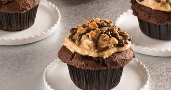 Chocolate Peanut Butter Cupcakes