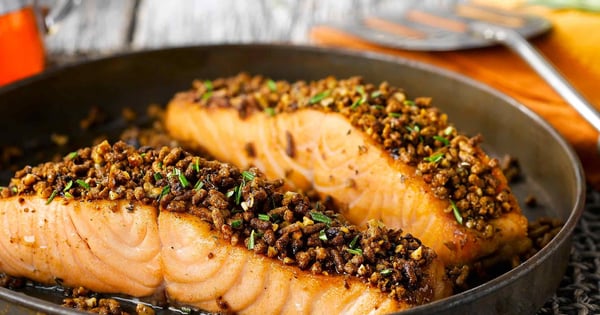 Maple Pecan Crusted Salmon