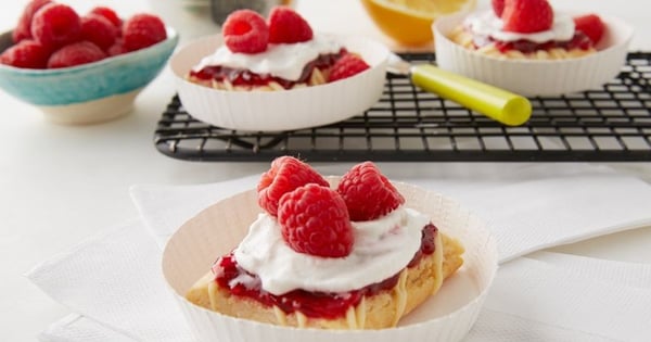 Raspberry Lemon Square