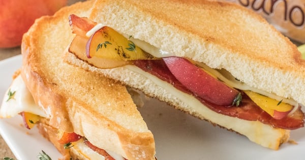 Peaches & Bacon Grilled Cheese