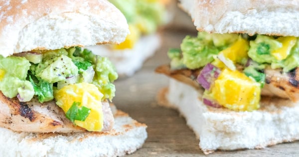 Cilantro Lime Chicken Slider with Mango Guac