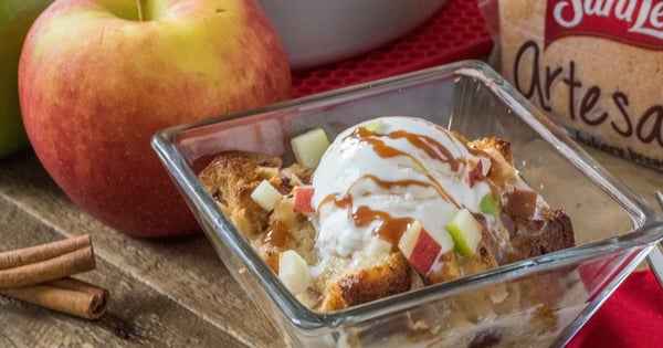 Cinnamon Apple Bread Pudding