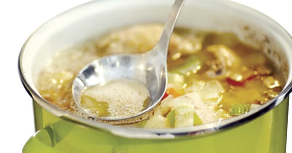 Homemade chicken broth