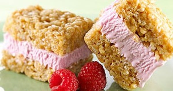 Chocolate Toffee Ice Cream Sandwiches