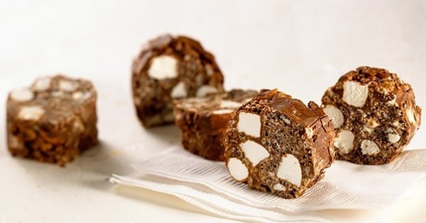 Chunky Chocolate Spring Rolls