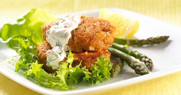 Salmon Patties with Mustard Sauce