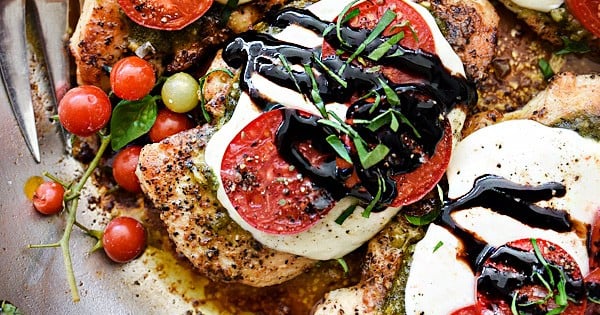 30-Minute Caprese Chicken