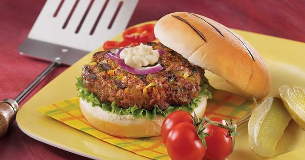 Buffalo Burger with Grilled Vegetables