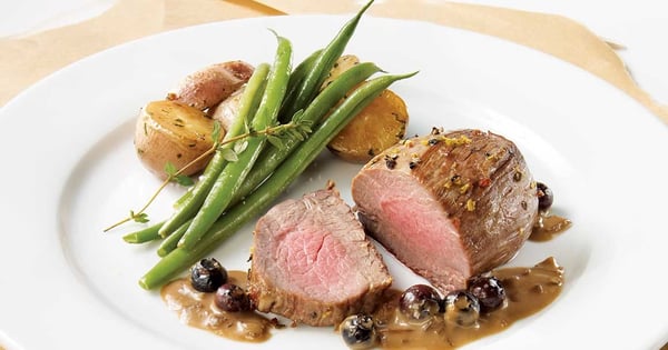 Venison Medallions in a Balsamic Vinegar and Maple Syrup Reduction