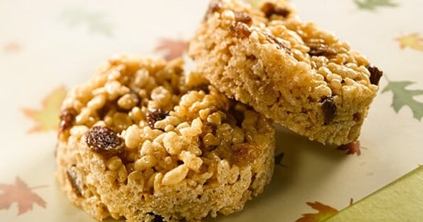 Spicy Raisin Squares
