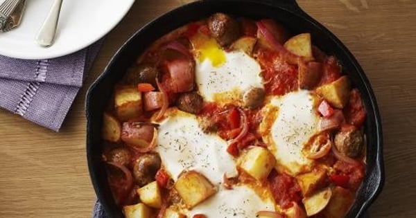 Baked Eggs & Chicken Sausage with Potatoes