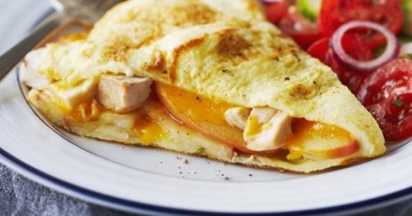 Spiced Chicken & Apple Omelette