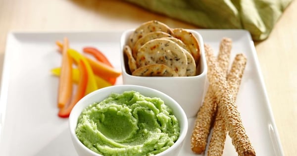 Broccoli hummus