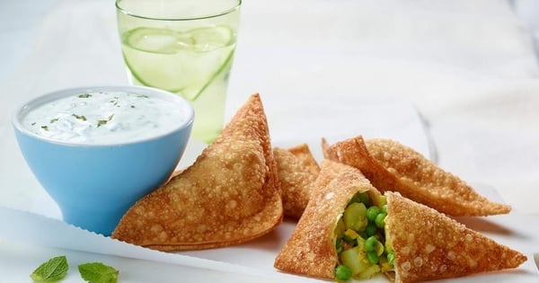 Vegetable samosas