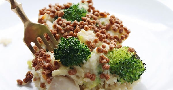 All-Bran* Broccoli Brown Rice Bake with Cauliflower Sauce