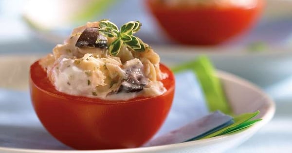 Mediterranean Salmon 'n' Tomato Cups