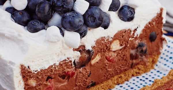 Crème de la crème cake