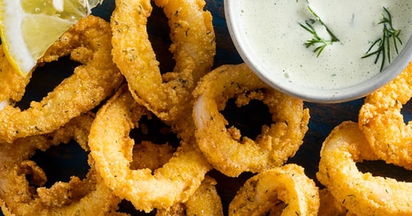 Cornmeal Calamari with a Lemon Dill Dip