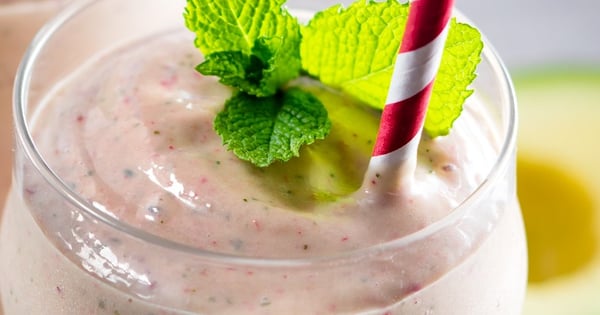 Strawberry and Avocado Smoothie