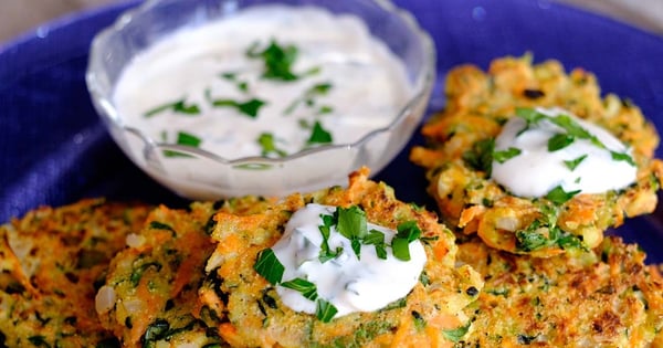 Zucchini Fritters with Garlic Sauce