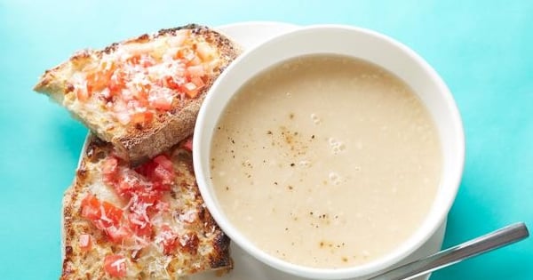 10-Minute White Bean Soup with Toasted Cheese and Tomato