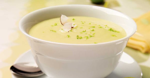 Coconut Curry Cream of Cauliflower