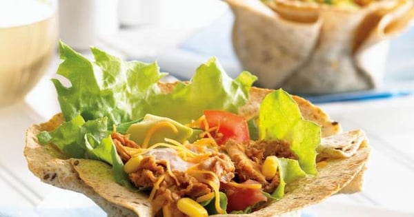 Spicy Tuna Taco Cups