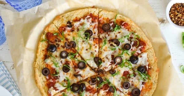 Pizza With Tuna Crust