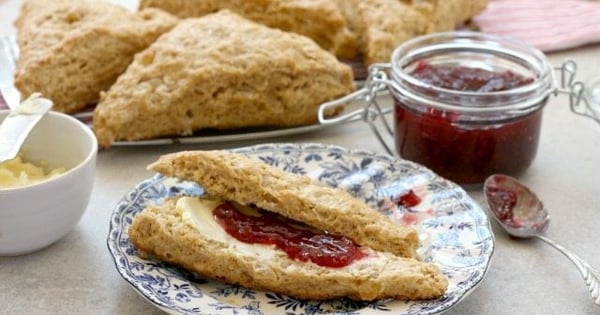 Lemon Ginger Scones for Weekend Mornings