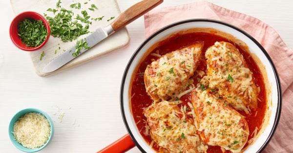 Easy Skillet Chicken Parmesan